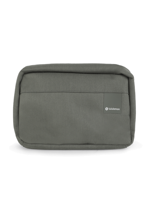Command the Day Dopp Kit