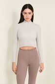 Ribbed-Knit Twist-Back Mockneck Sweater תמונת דוגמן קידמית של Ribbed-Knit Twist-Back Mockneck Sweater
