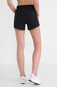 תמונת דוגמן אחורית של ``Hotty Hot High-Rise Lined Short 4