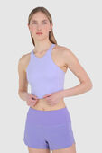 Cropped V-Neck Tennis Tank Top תמונת דוגמן קידמית של Cropped V-Neck Tennis Tank Top