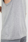תמונת תקריב דוגמן של Metal Vent Tech Sleeveless Shirt