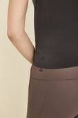 תמונת תקריב דוגמן של Nulu Tube Top