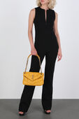 תמונת דוגמן קידמית של Puffer Small Bag in Mustard Leather
