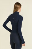 תמונת דוגמן אחורית של Define™ Cropped Jacket *Nulu