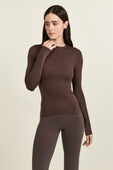Nulu Crewneck Long Sleeve תמונת דוגמן קידמית של Nulu Crewneck Long Sleeve