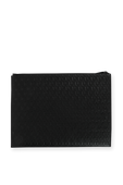 תמונה אחורית של Zippered Tablet Holder in Black Leather