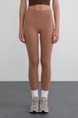 תמונת דוגמן קידמית של Align HR Pant 25" Leggings