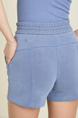 תמונת תקריב דוגמן של Softstreme High-Rise Short 4``