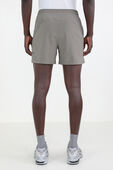 תמונת דוגמן אחורית של Pace Breaker Short LL `5