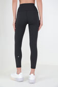 תמונת דוגמן אחורית של Wunder Train Contour Fit HR Crop 23