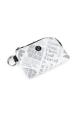 תמונת תקריב של Clippable Card Pouch Manifesto Print