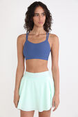 תמונת דוגמן קידמית של Like a Cloud High-Neck Longline Ribbed Bra Light Support, B/C Cup