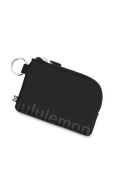 תמונת תקריב של Clippable Card Pouch