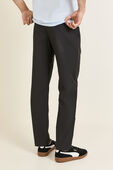 תמונת דוגמן אחורית של ABC Classic-Fit Trouser 32''L VersaTwill
