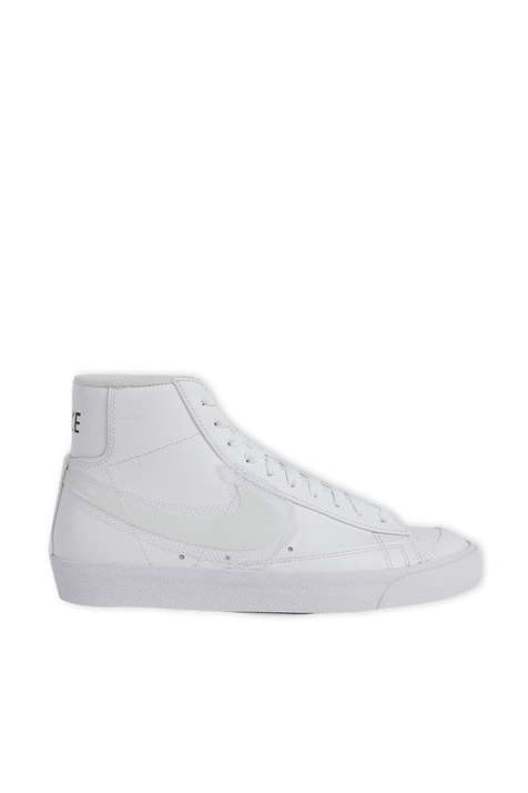 Nike Blazer Mid 77 in White NIKE