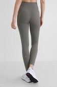 תמונת דוגמן אחורית של Fast and Free High-Rise Tight 25