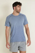 Metal Vent Tech Short Sleeve תמונת דוגמן קידמית של Metal Vent Tech Short Sleeve