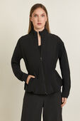 תמונת דוגמן קידמית של UV-Protective Cinch-Waist Running Jacket