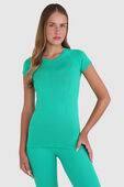 תמונת דוגמן קידמית של Swiftly Tech Short Sleeve 2.0