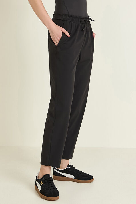Tapered-Leg Mid-Rise Pant 7/8 Length Luxtreme