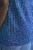 תמונת תקריב דוגמן של Metal Vent Tech Short-Sleeve Shirt