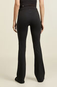 תמונת דוגמן אחורית של Wunder Under Bootcut Pant *Tonal Stripe