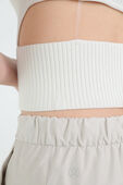 תמונת תקריב דוגמן של Open Back Half-Zip Sweater