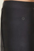 תמונת תקריב דוגמן של Drapey Softstreme Flared Pant
