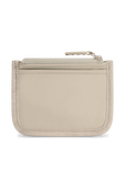 תמונת תקריב של True Identity Card Case