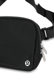תמונת תקריב של Everywhere Belt Bag Large 2L