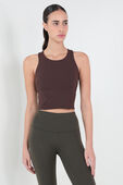 Wunder Train Racerback Tank Top תמונת דוגמן קידמית של Wunder Train Racerback Tank Top