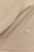 תמונת תקריב דוגמן של Train Natural Hand Jersey Crop LS