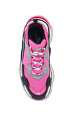 תמונת תקריב של Balenciaga Pink Triple S Shoes