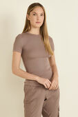 תמונת דוגמן קידמית של Hold Tight Short-Sleeve Shirt