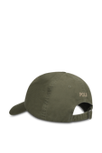 תמונה אחורית של כובע בייסבול
