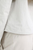 תמונת תקריב דוגמן של Always Effortless Jacket