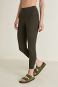 Wunder Train Ribbed HR Crop 23 תמונת דוגמן קידמית של Wunder Train Ribbed HR Crop 23