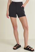 Softstreme High-Rise Short 4 תמונת דוגמן קידמית של Softstreme High-Rise Short 4