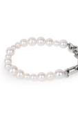 תמונה אחורית של Reidak Pearl Bracelet in Silver and White