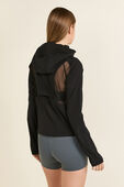 תמונת דוגמן אחורית של Classic-Fit Ventilated Running Jacket