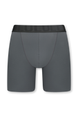 תמונה קידמית של Built To Move Boxer