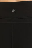 תמונת תקריב דוגמן של Groove High-Rise Nulu™ Flared Pant *Regular