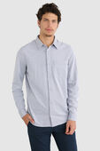 תמונת דוגמן קידמית של Commission Long-Sleeve Shirt