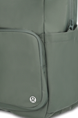 תמונת תקריב של Everywhere Backpack