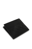 תמונת תקריב של Textured Leather Cardholder in Black