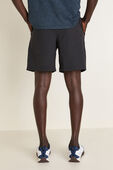 תמונת דוגמן אחורית של Bowline Short 8" VersaTwill