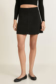 תמונת דוגמן קידמית של Ribbed-Knit Mini Skirt