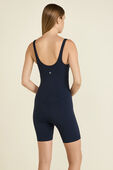 תמונת דוגמן אחורית של Align™ Bodysuit 6
