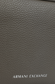 תמונת תקריב של Textured Crossbody Bag in Brown