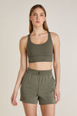 Energy Longline Bra תמונת דוגמן קידמית של Energy Longline Bra